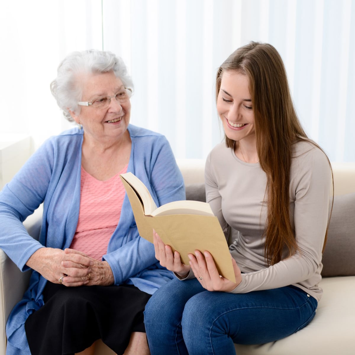 3 Caregiving & Incontinence Tips: Caring for a Loved One with Incontinence